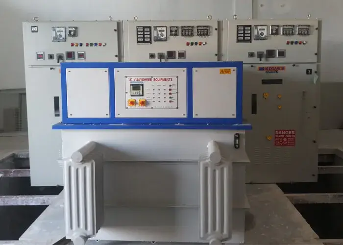 300KVA Servo Voltage Stabilizer Oil Cooled